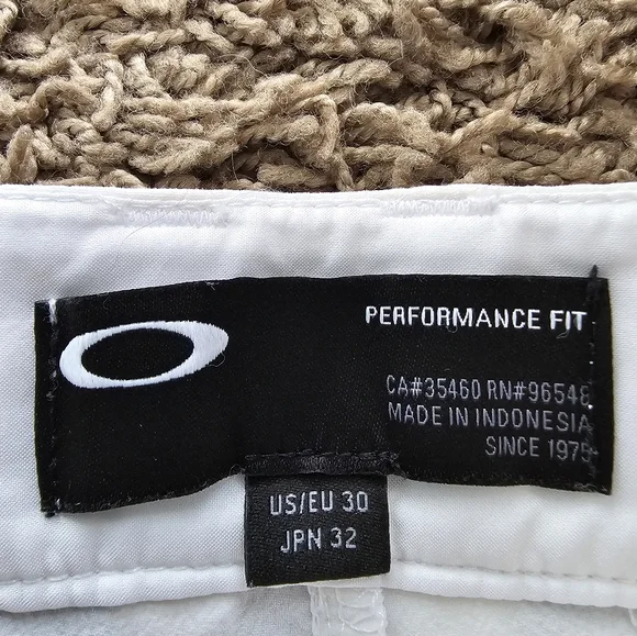 Oakley White Men's Shorts - Picture 4 of 6